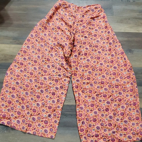 Chadwicks linen blend wide leg tie front lagenlook floral pants - Picture 7 of 7